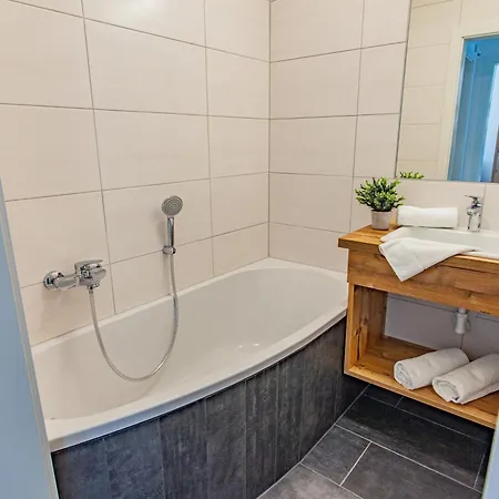 Happy 4 By Alpenidyll Aich (Styria)