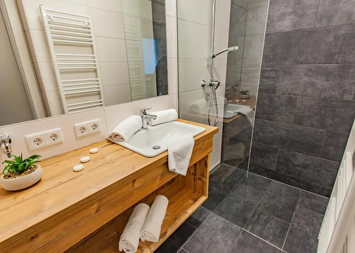 Happy 4 By Alpenidyll Aich (Styria)